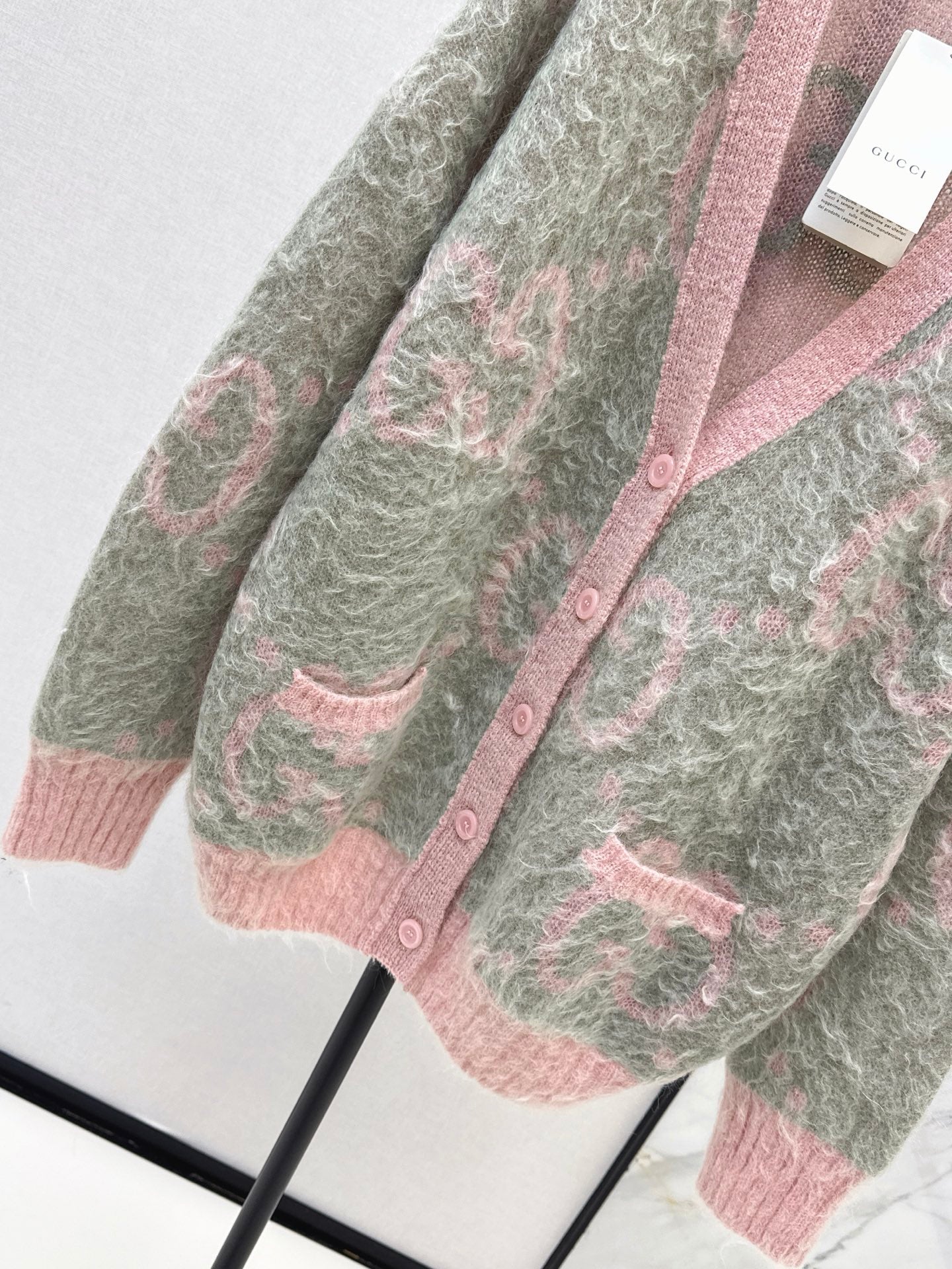 Guc 25fw jacquard cardigan