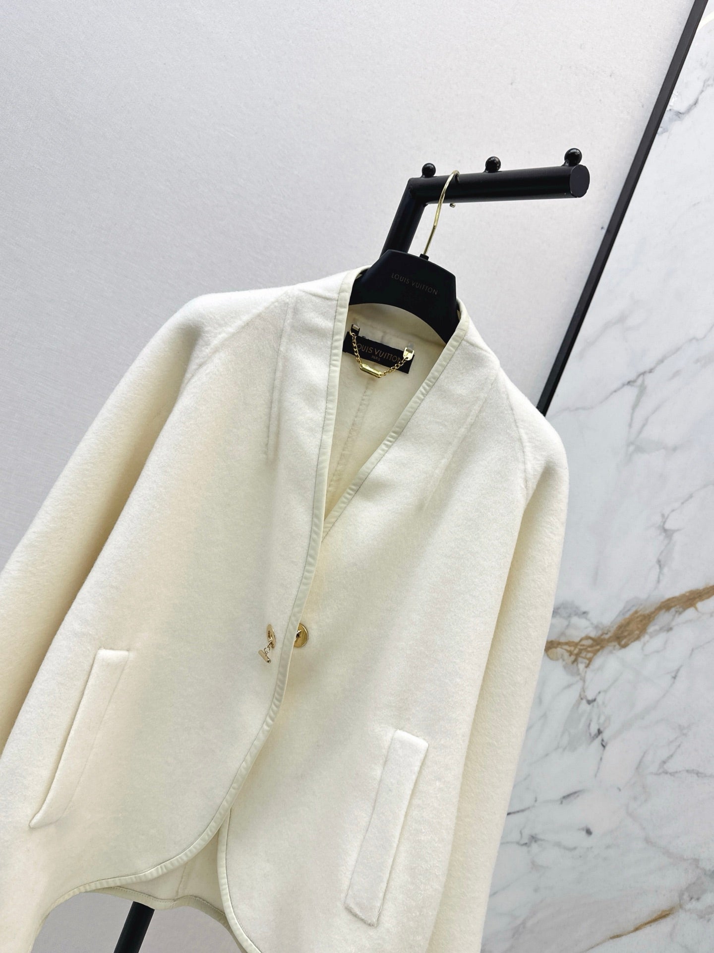 Loui 25fw woolen jacket