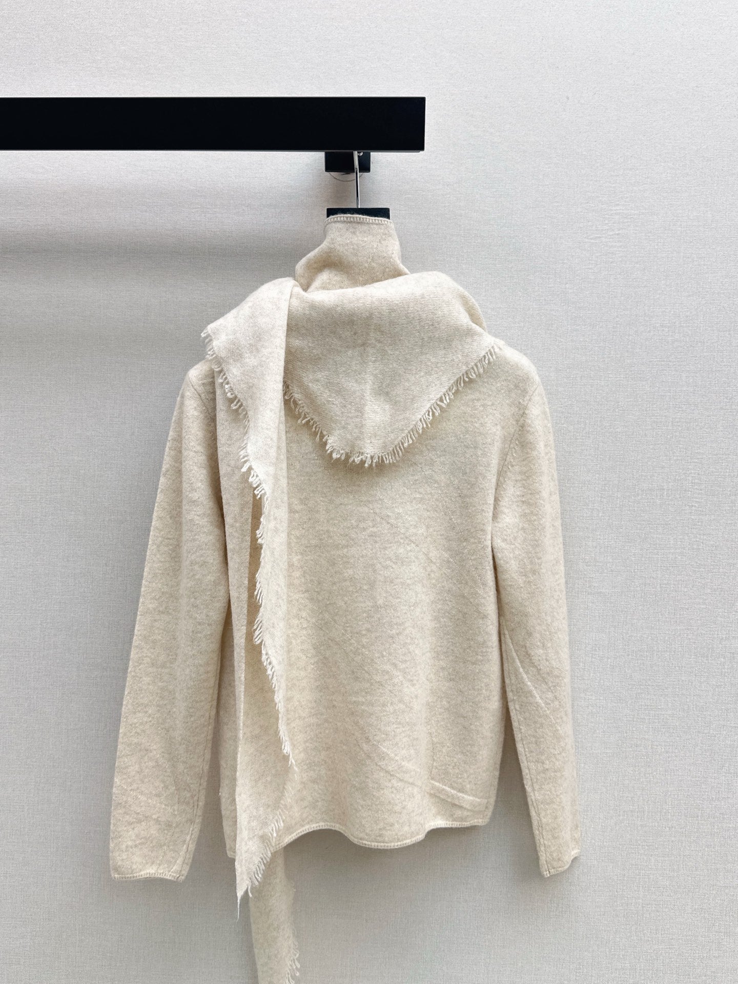 Loro 25fw cape sweater set