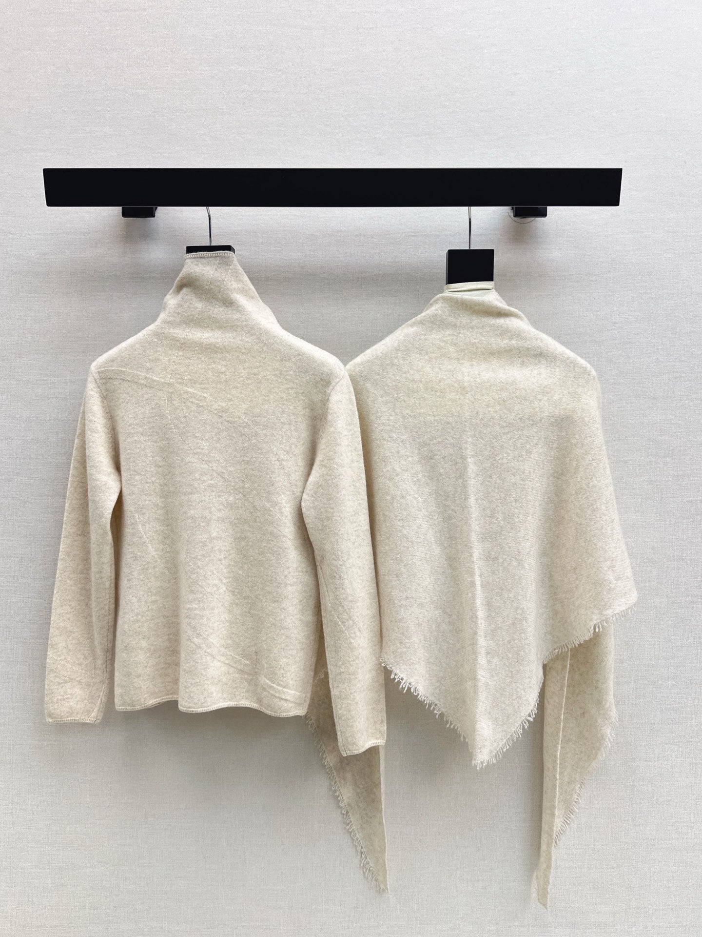 Loro 25fw cape sweater set