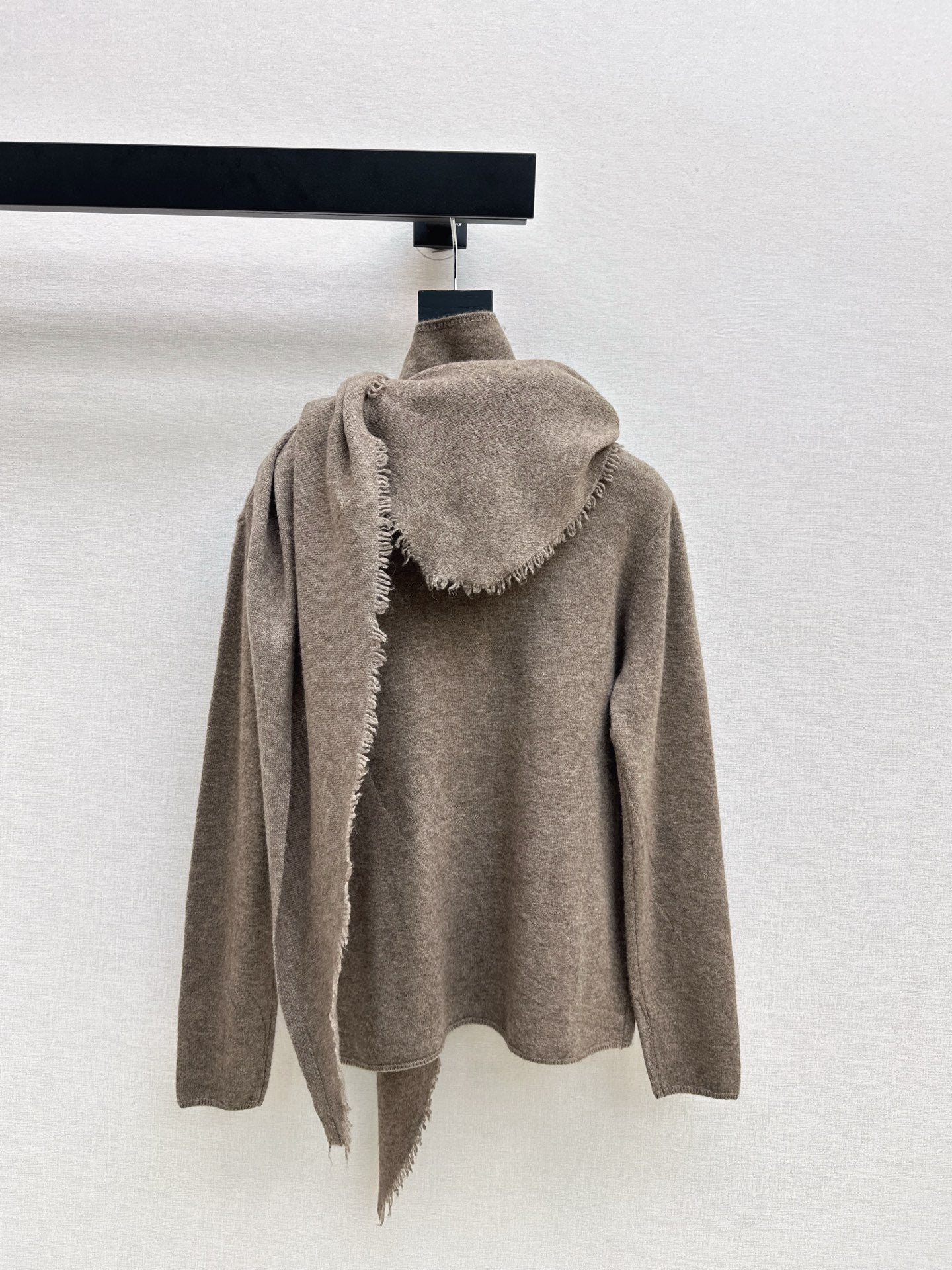 Loro 25fw cape sweater set