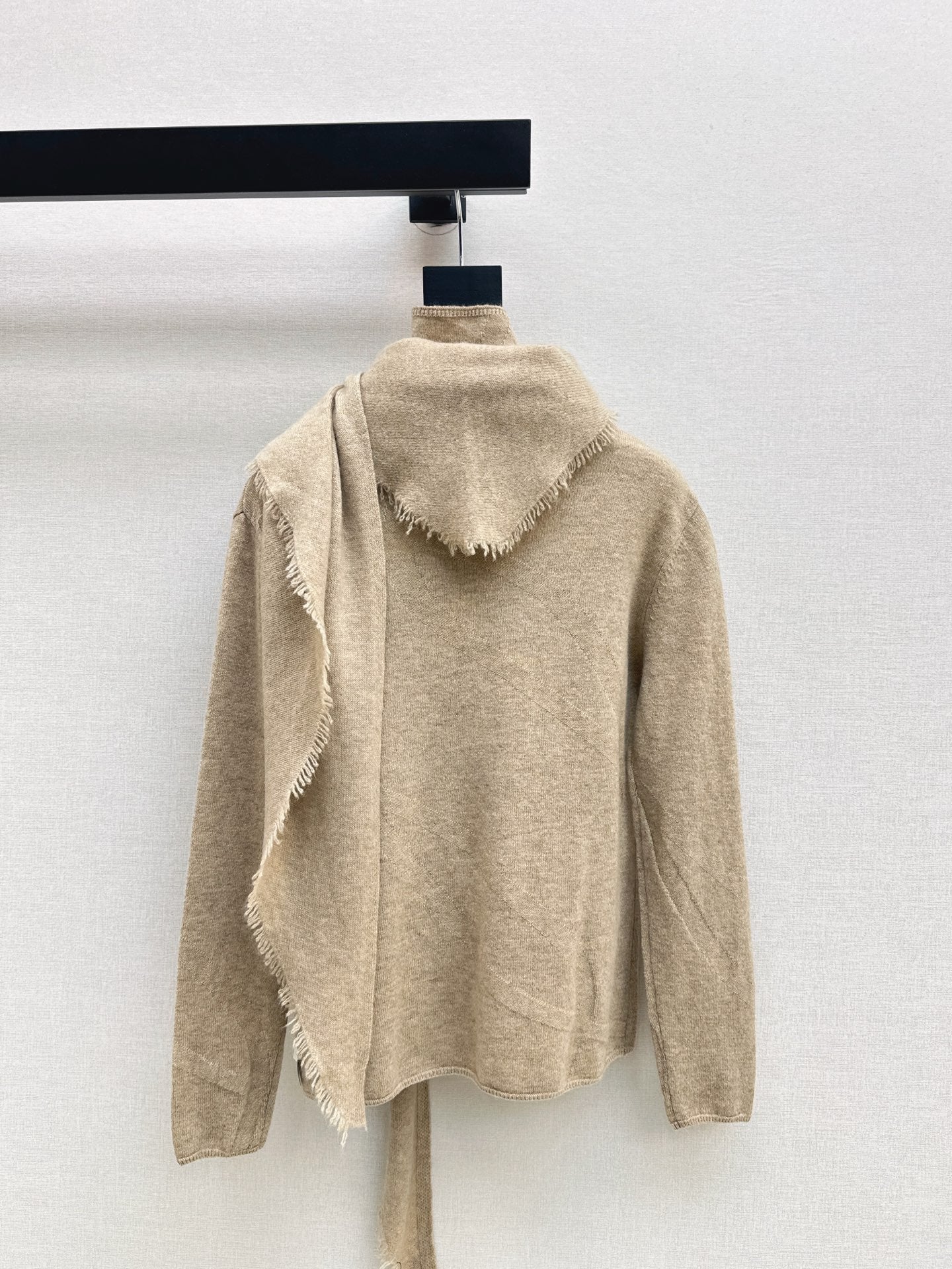 Loro 25fw cape sweater set