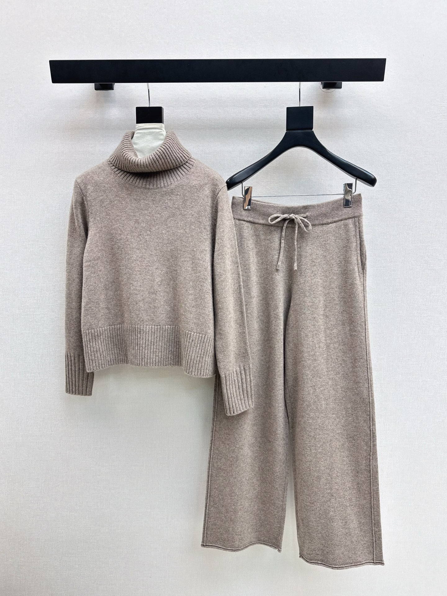 Brun 25fw sweater wide pants set