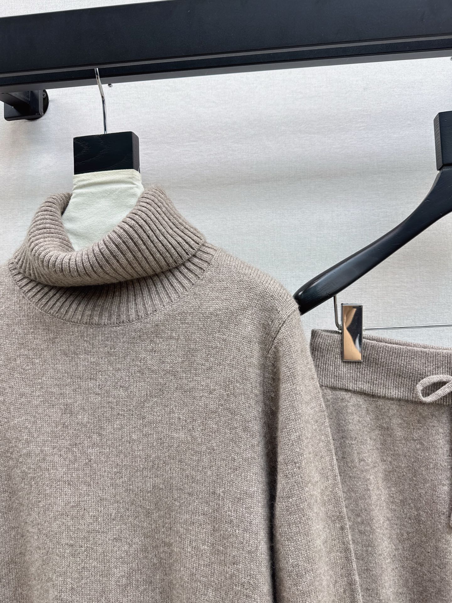 Brun 25fw sweater wide pants set