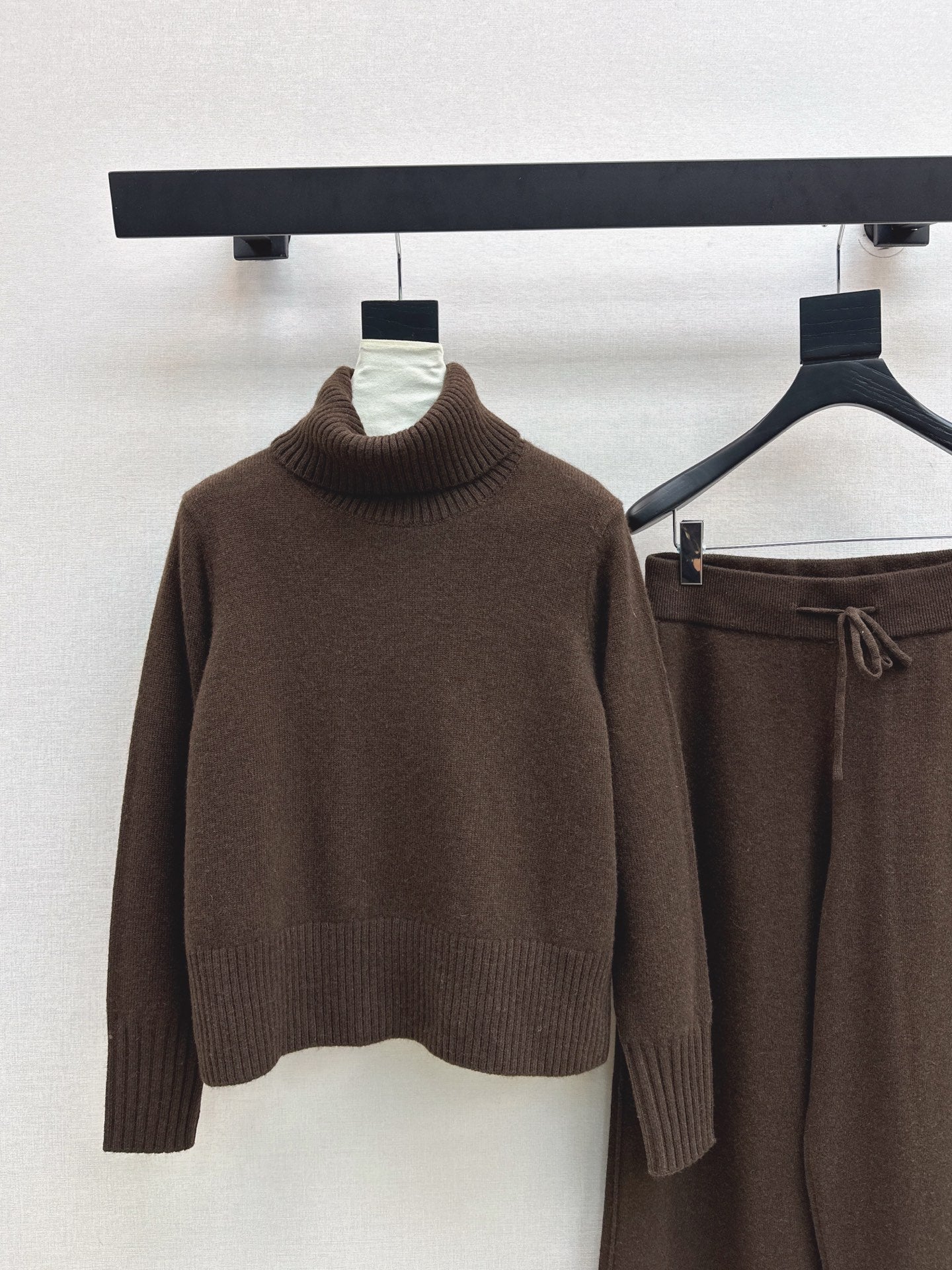 Brun 25fw sweater wide pants set
