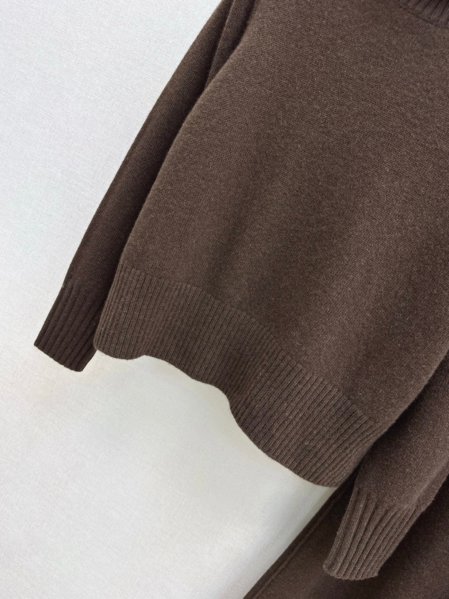 Brun 25fw sweater wide pants set