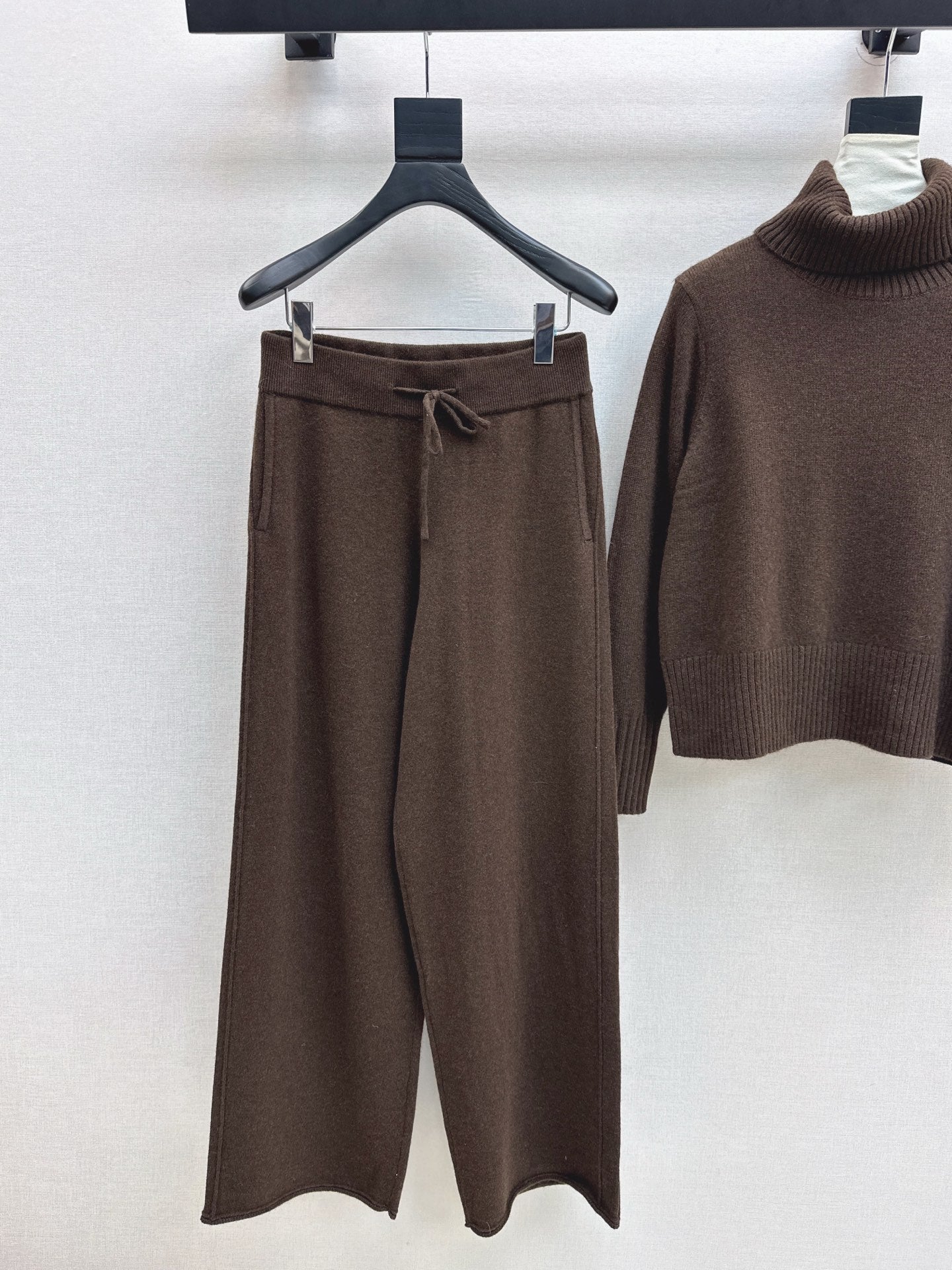 Brun 25fw sweater wide pants set