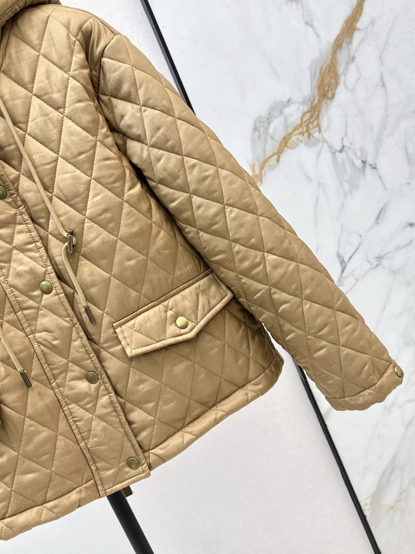 Bur 25fw quilted jacket