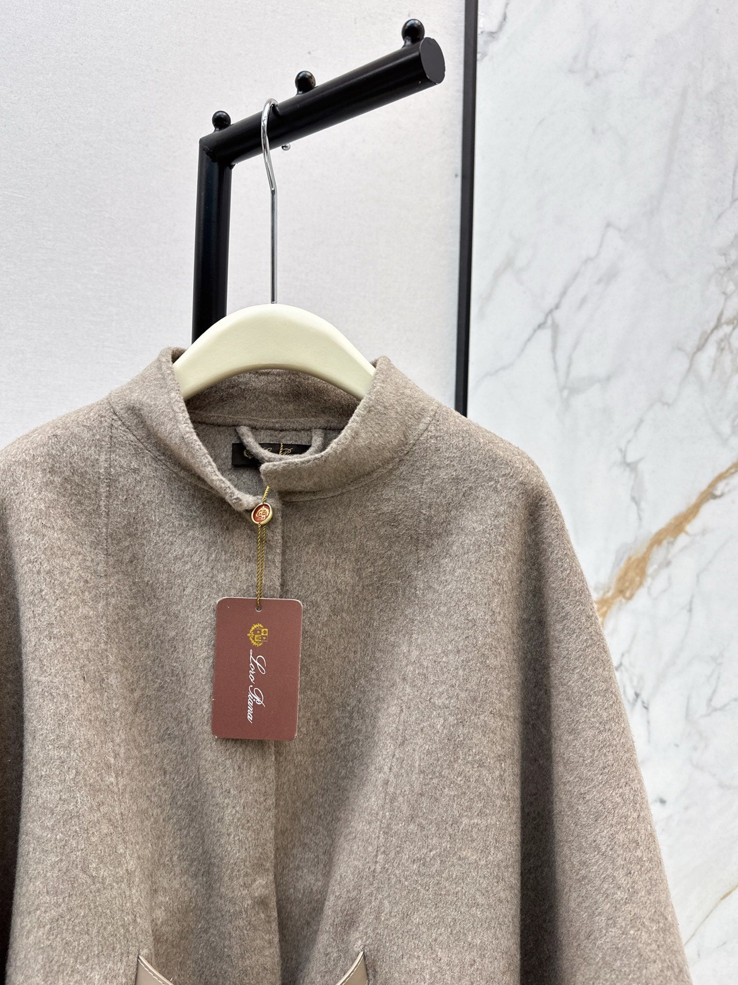 Loro 25fw cape coats