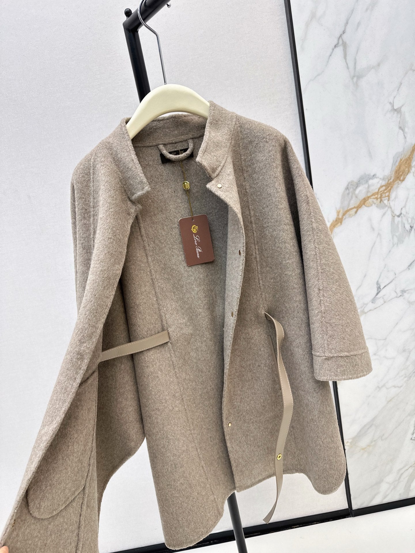 Loro 25fw cape coats