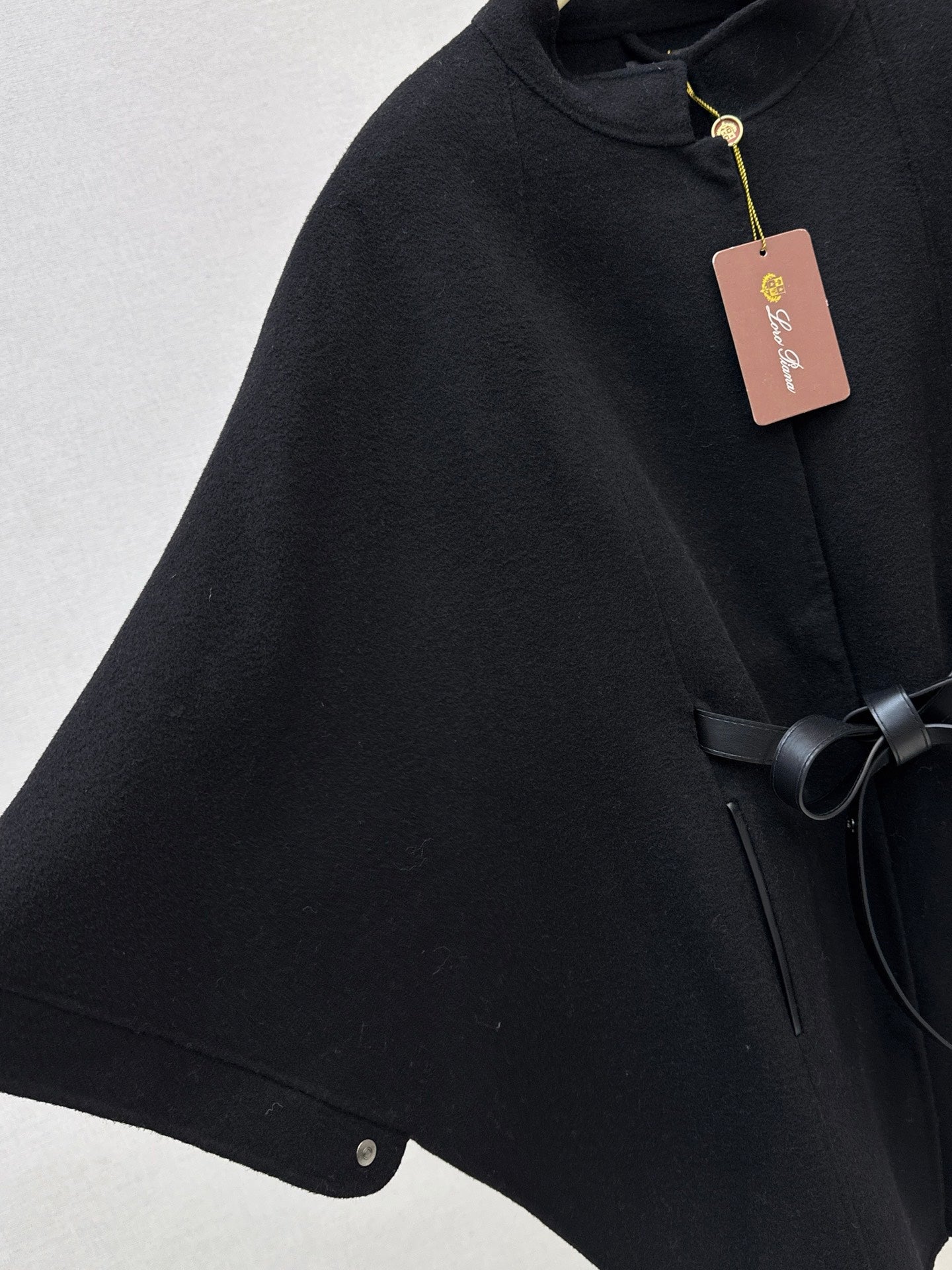 Loro 25fw cape coats