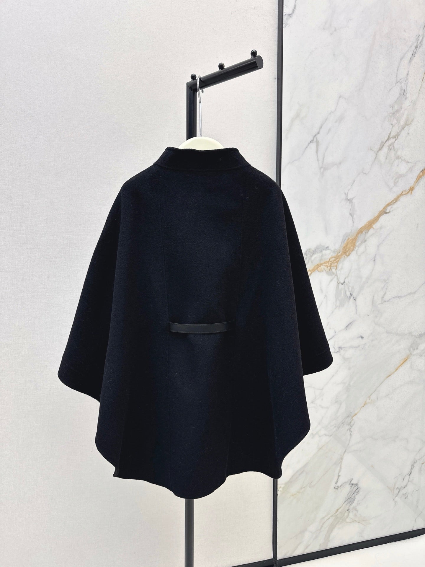 Loro 25fw cape coats
