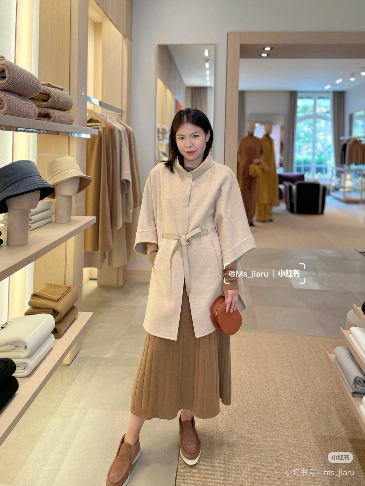 Loro 25fw cape coats