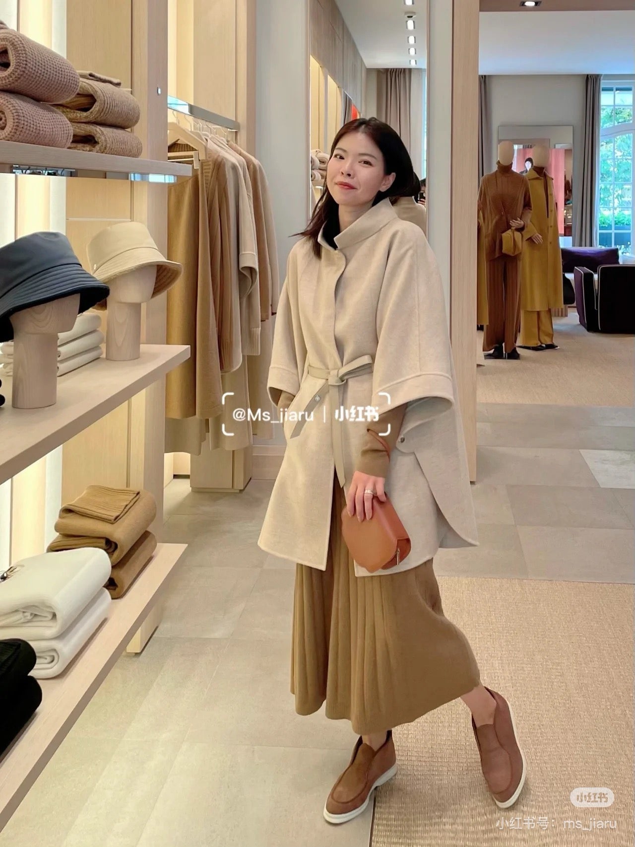 Loro 25fw cape coats