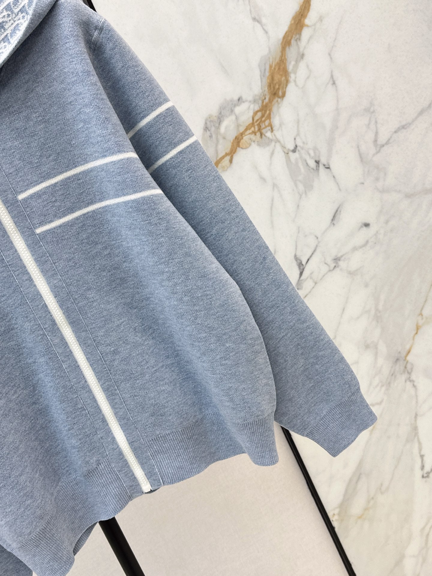 CD 25fw hooded reversible jacket