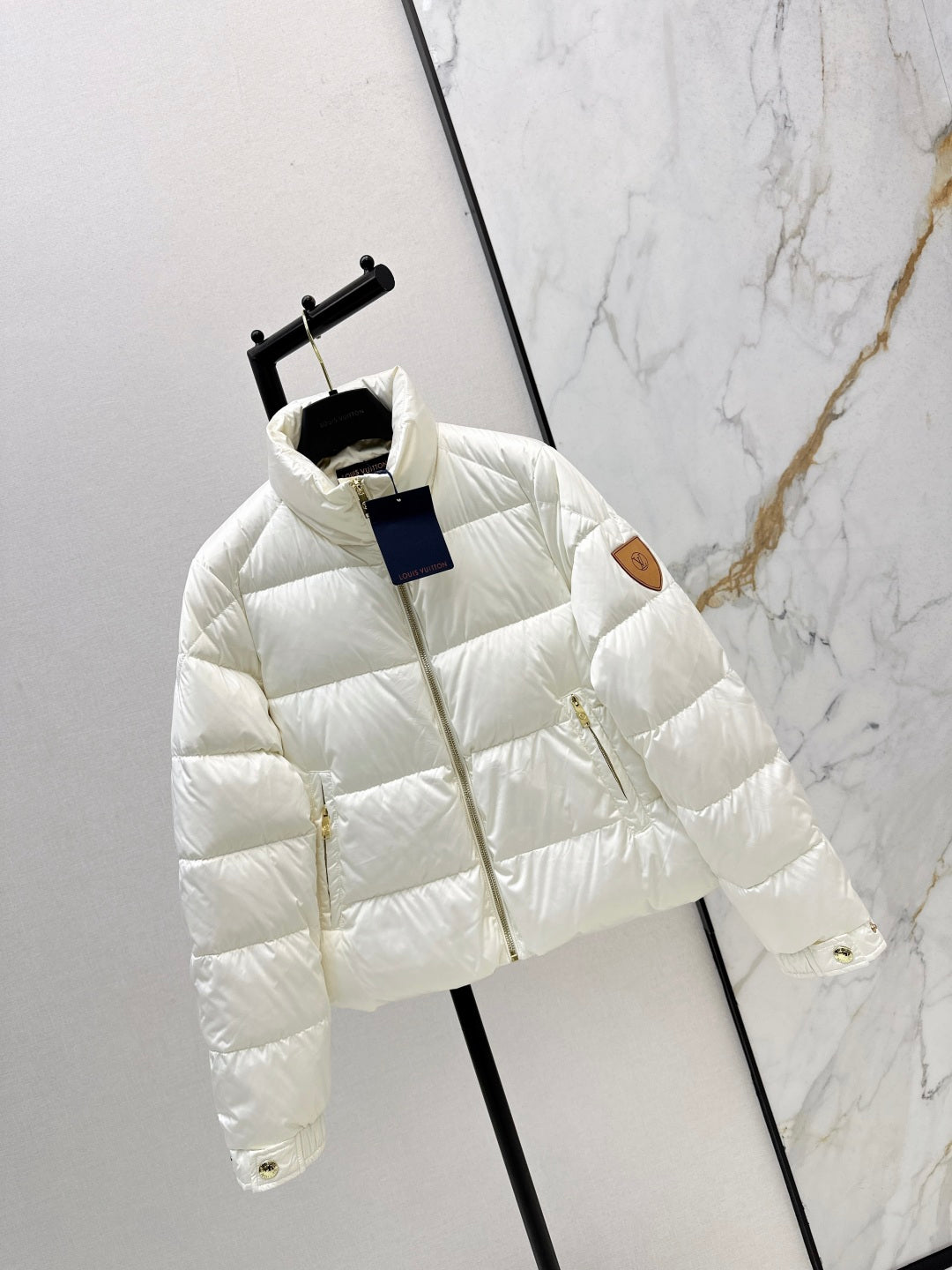 Loui 25fw down jacket