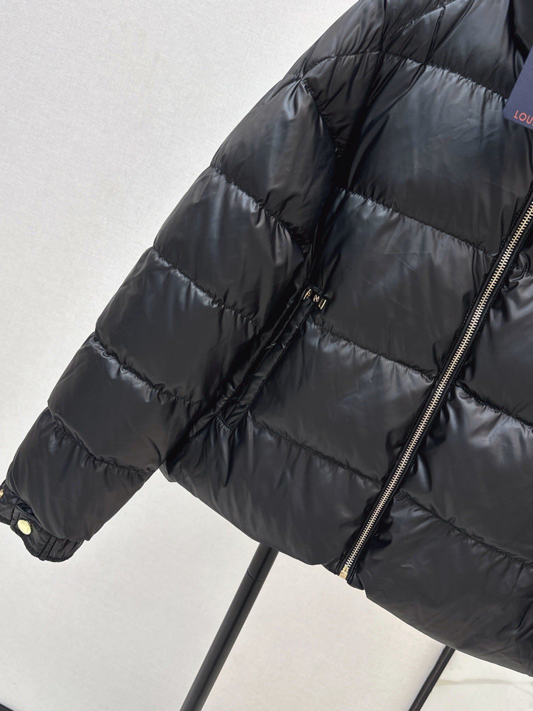 Loui 25fw down jacket