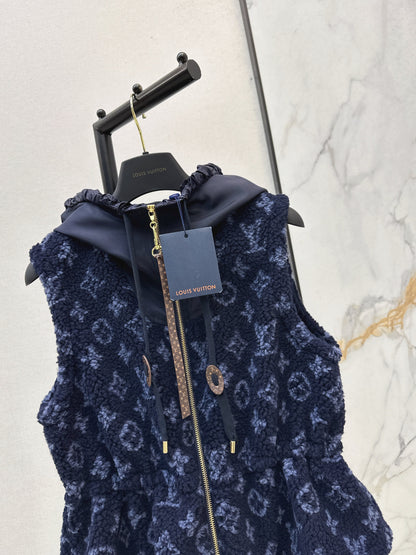 Loui 25fw hooded vest