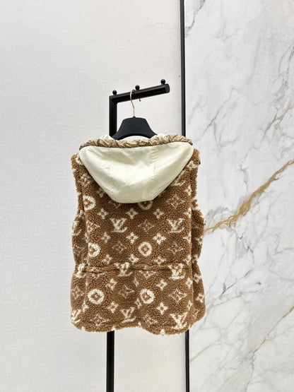 Loui 25fw hooded vest