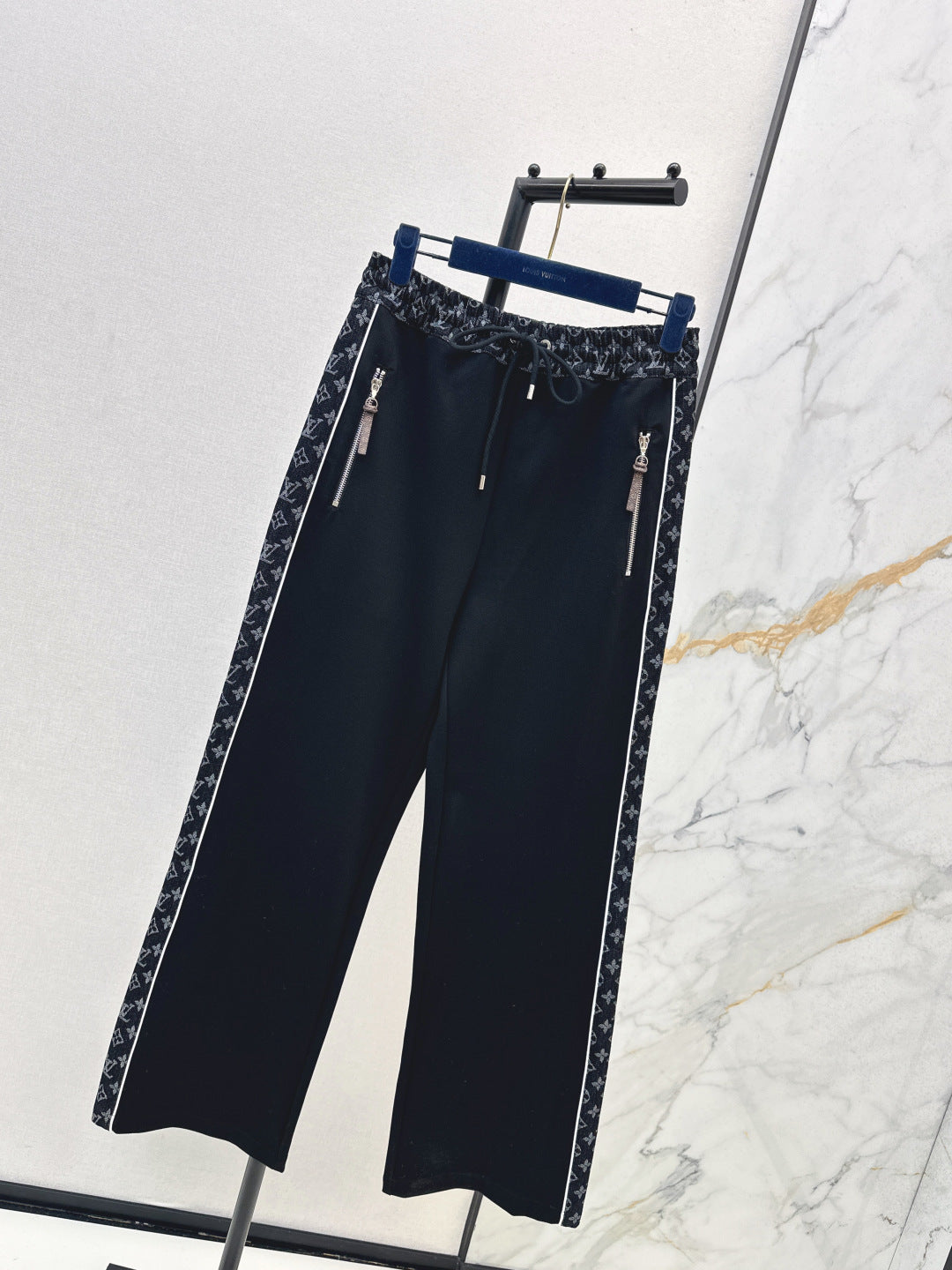 Loui 25fw straight pants