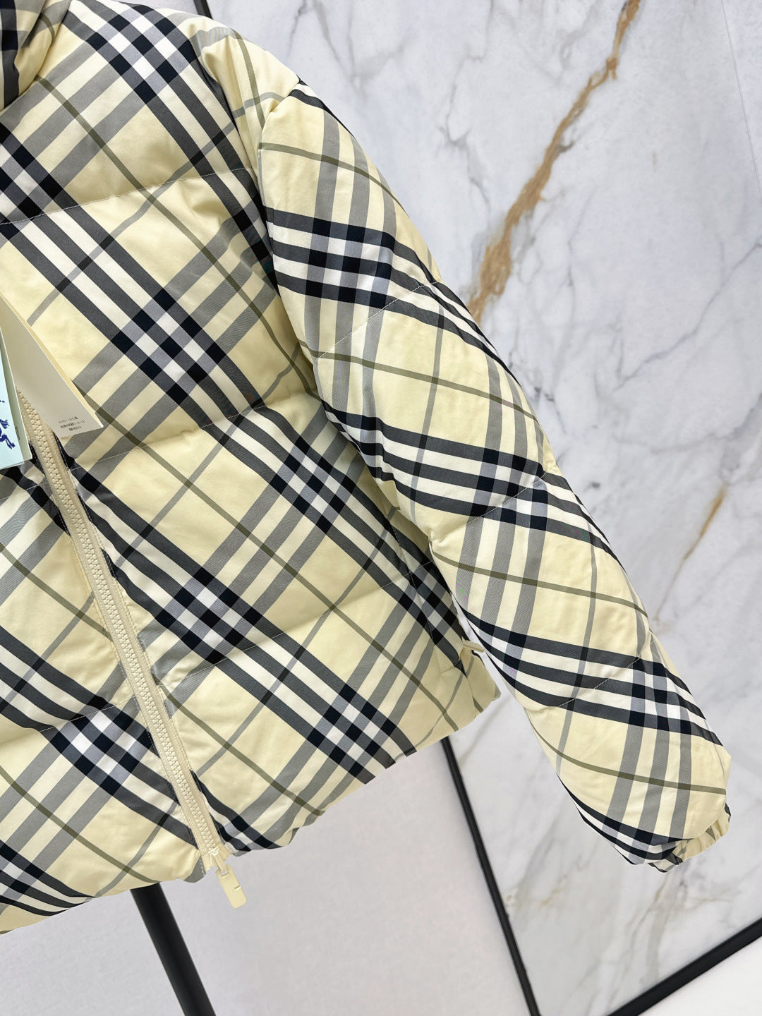 Bur 25fw reversible down jacket