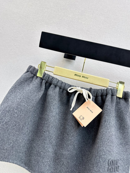 Miu 25fw wool miniskirt