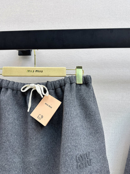 Miu 25fw wool miniskirt