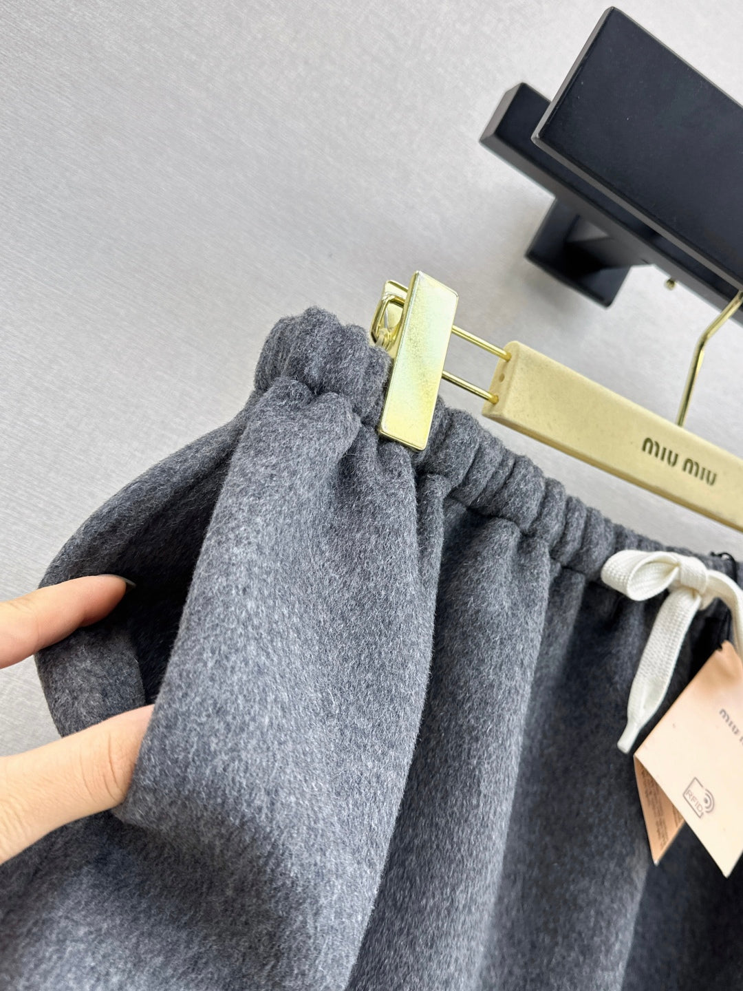 Miu 25fw wool miniskirt