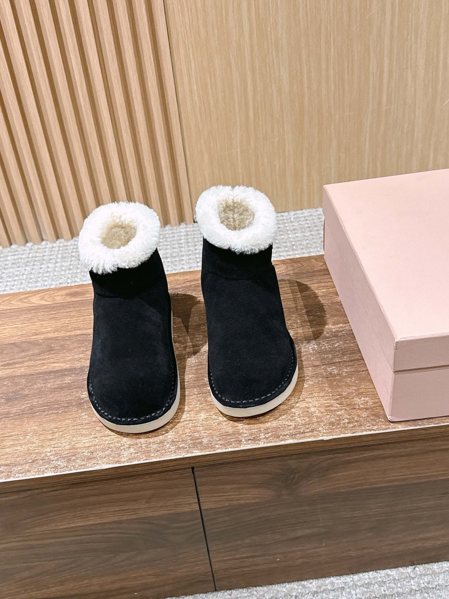 Miu 25fw insulated boots