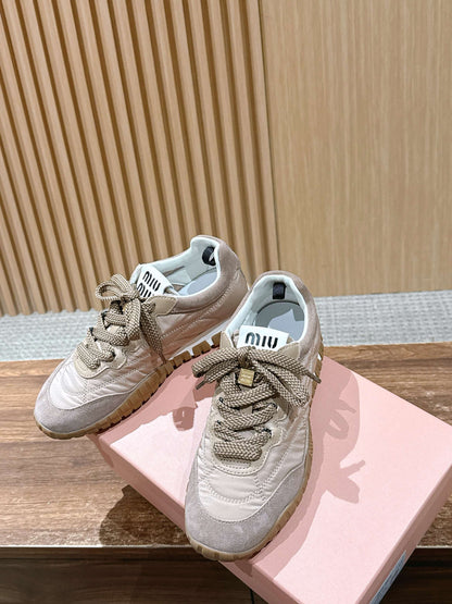 Miu 25fw sneakers