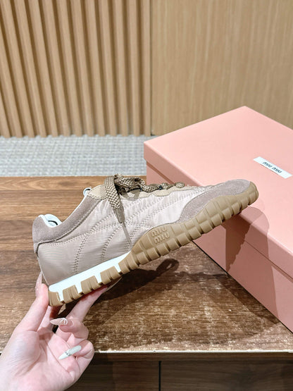 Miu 25fw sneakers