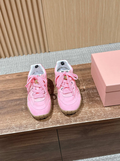 Miu 25fw sneakers