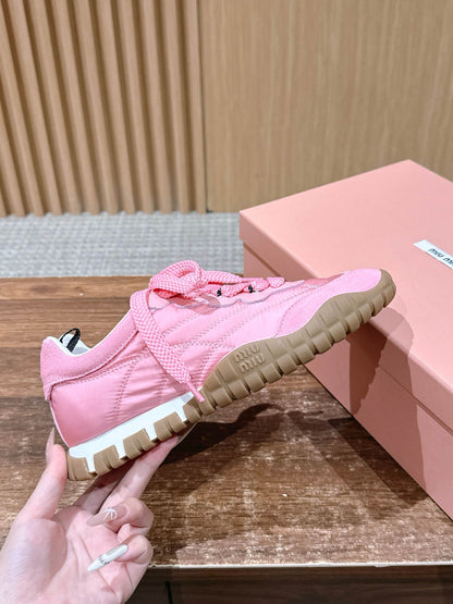 Miu 25fw sneakers