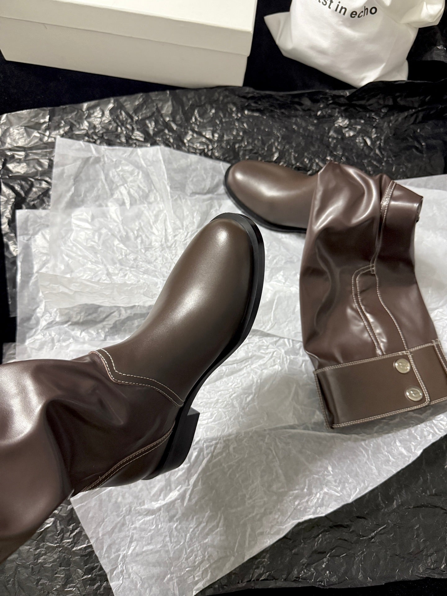 Lost 25fw slouch boots