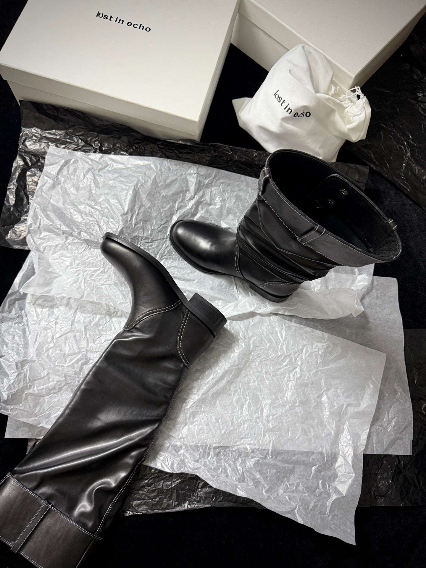 Lost 25fw slouch boots