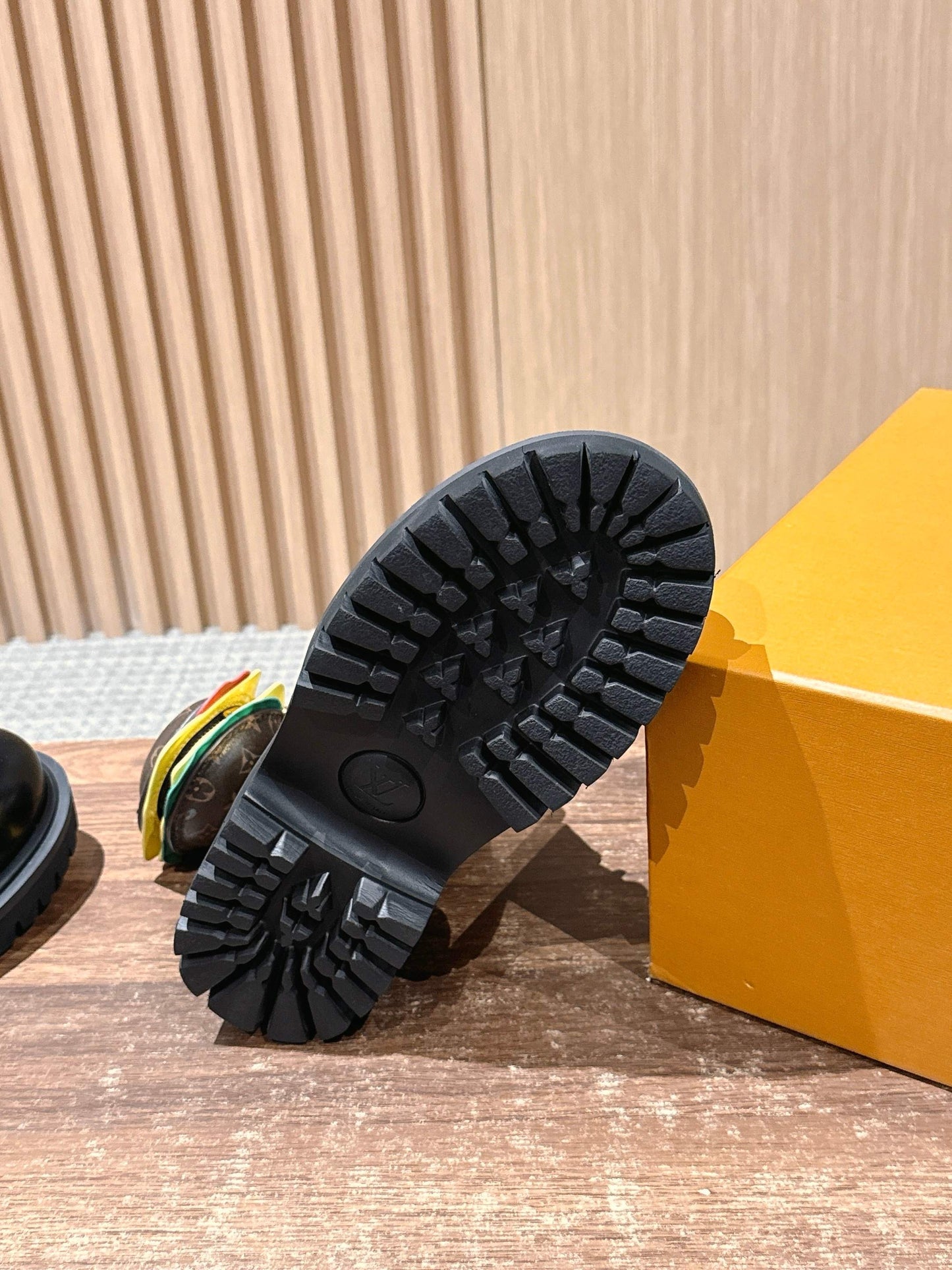 Loui 25fw biker boots