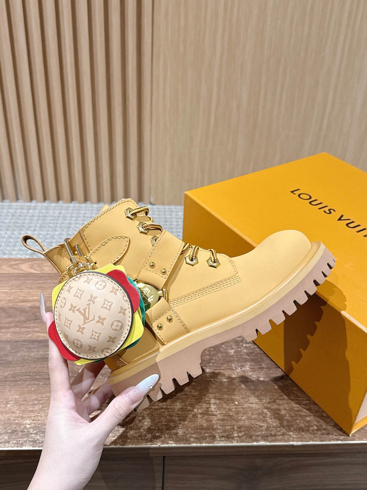 Loui 25fw biker boots