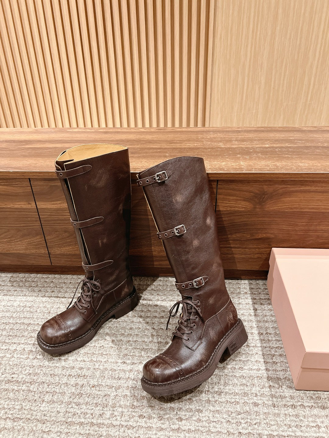 Loui 25fw boots