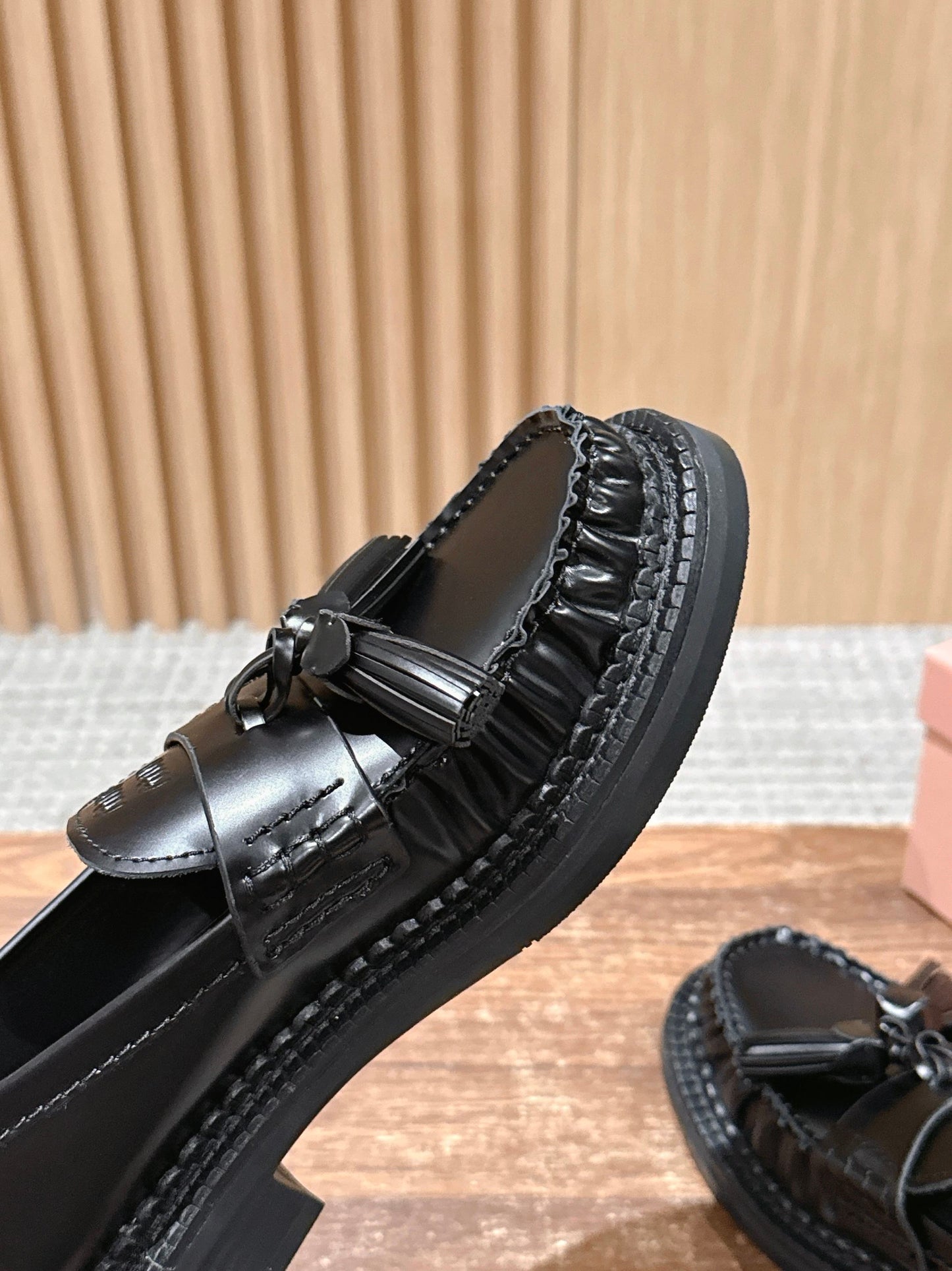 Miu 25fw loafer shoes