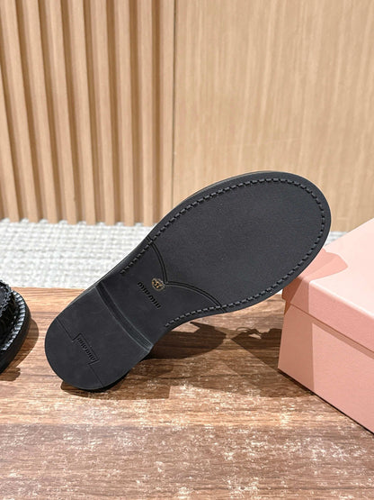 Miu 25fw loafer shoes
