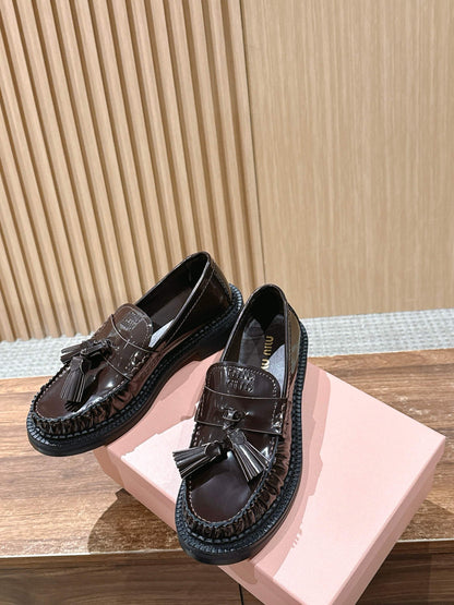 Miu 25fw loafer shoes