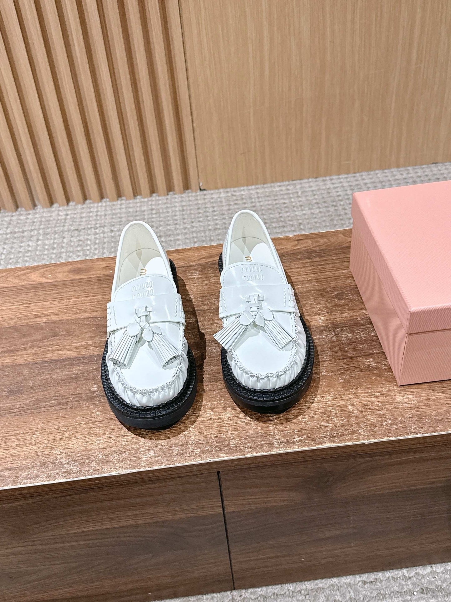 Miu 25fw loafer shoes