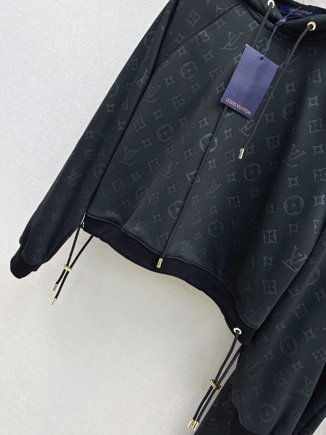 Loui 25fw hooded jacket pants set