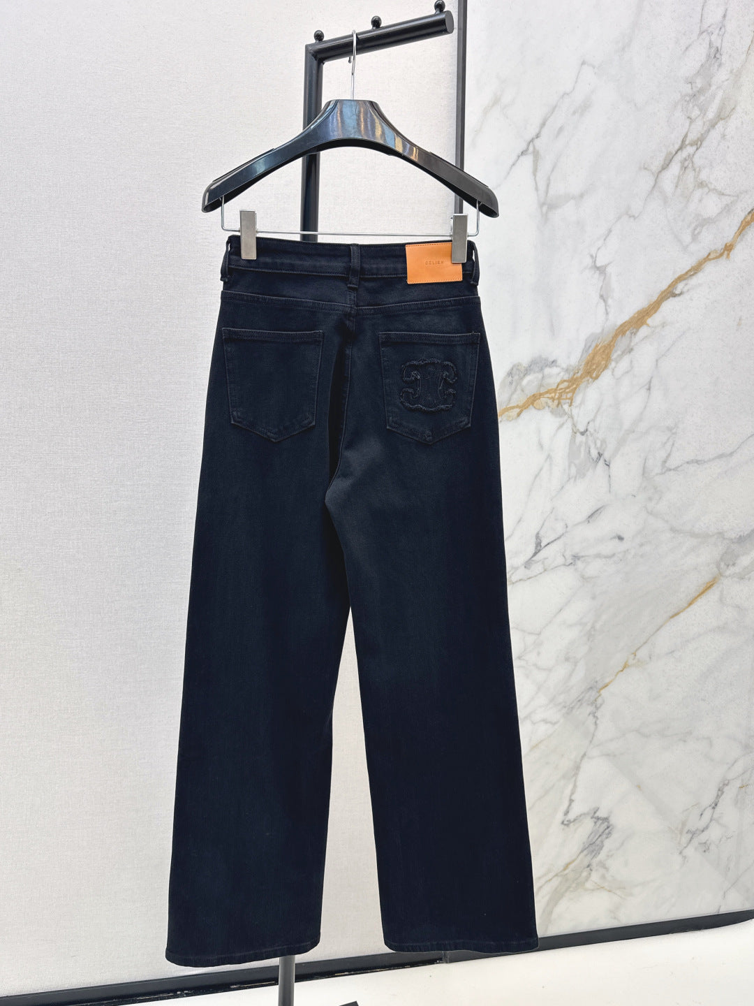 Celi 25fw straight jeans