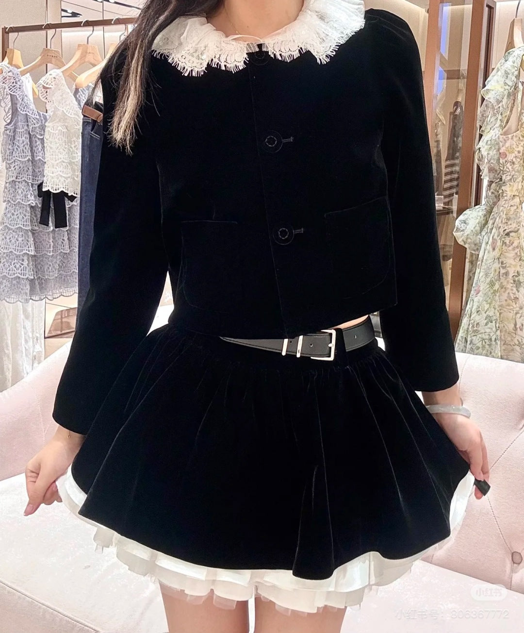 Miu 25fw velvet lace jacket skirt set