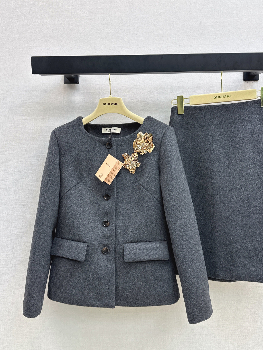 Miu 25fw wool jacket skirt set