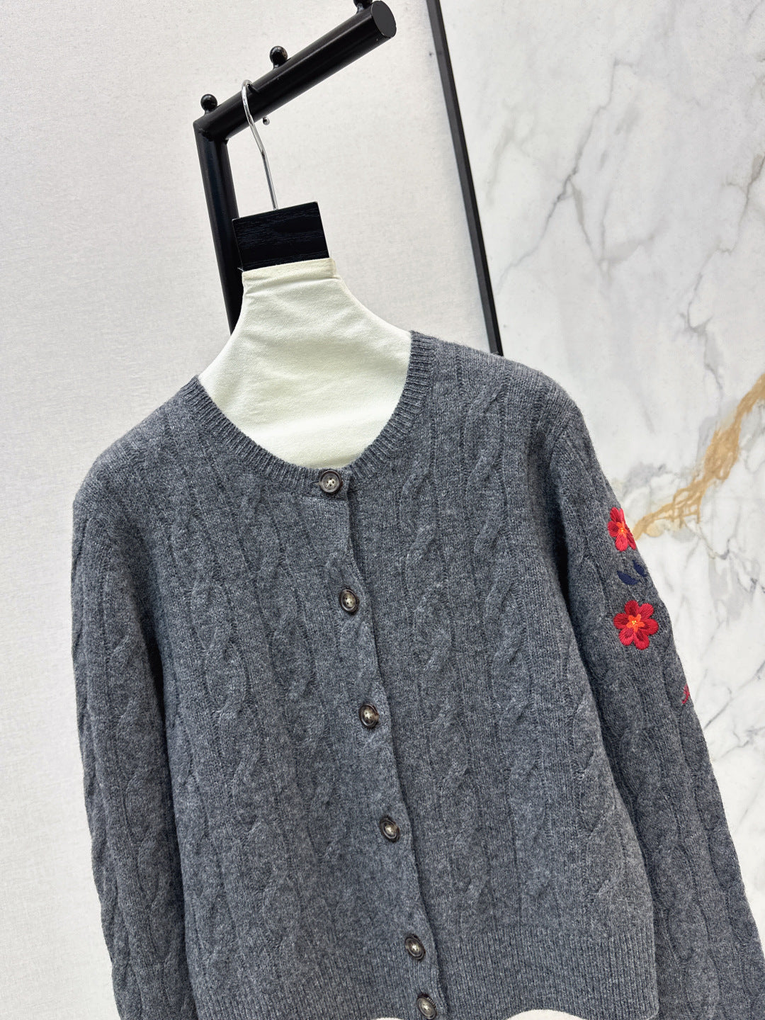 Ralp 25fw embroidery cardigan