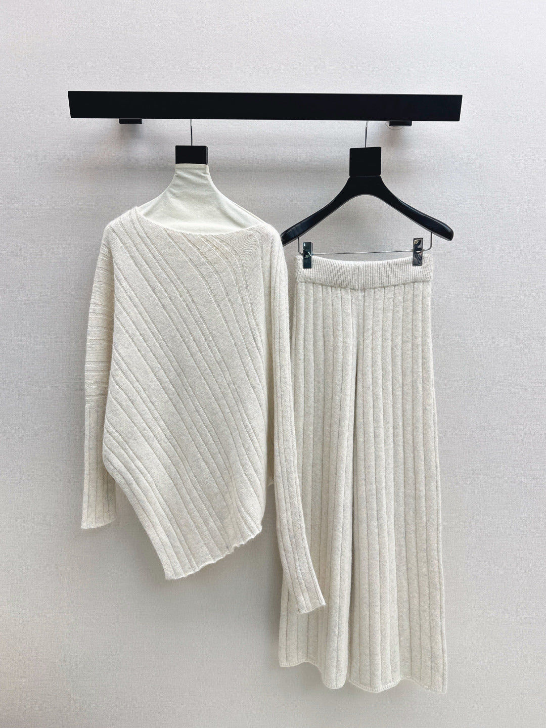 Brun 25fw wool sweater pants sets