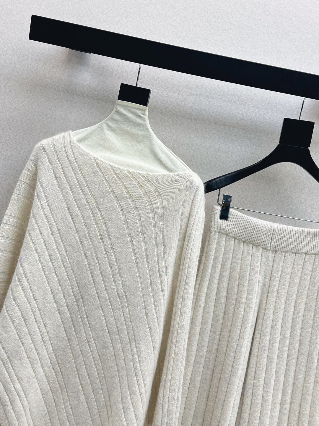 Brun 25fw wool sweater pants sets