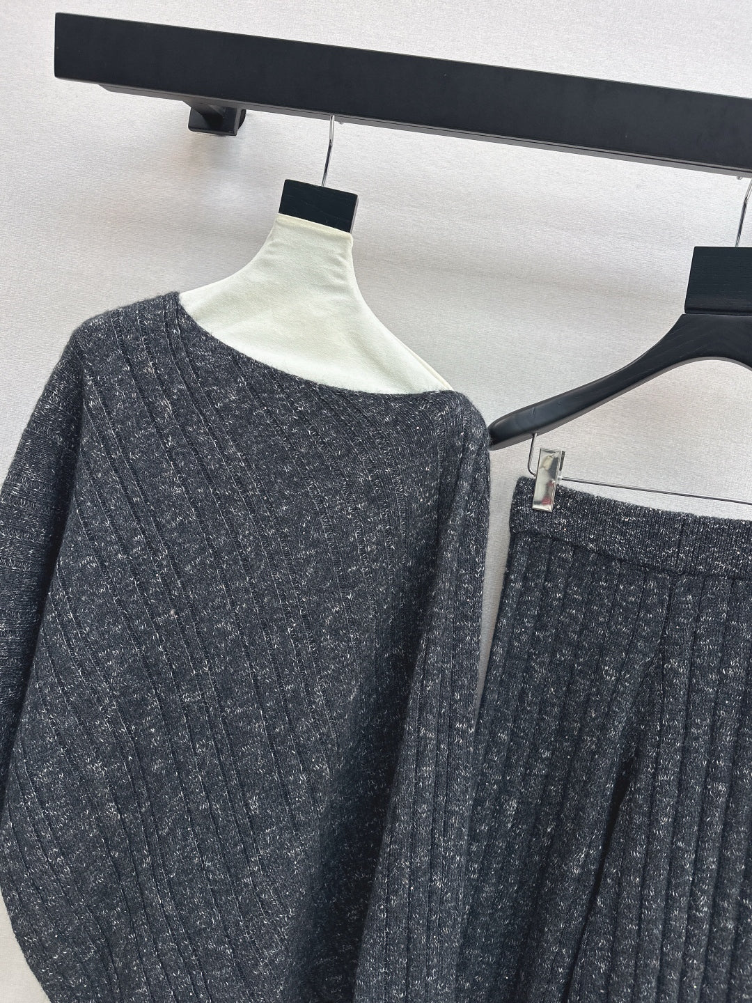 Brun 25fw wool sweater pants sets